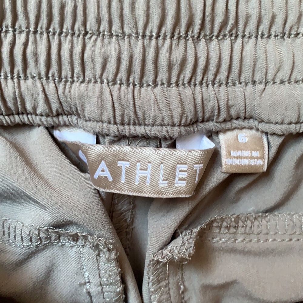 Athleta pants with pockets - Picture 3 of 4
